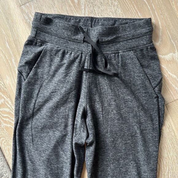 lululemon Ready to Rulu Jogger 7/8 Heathered Grey Sz4 - Picture 2 of 12